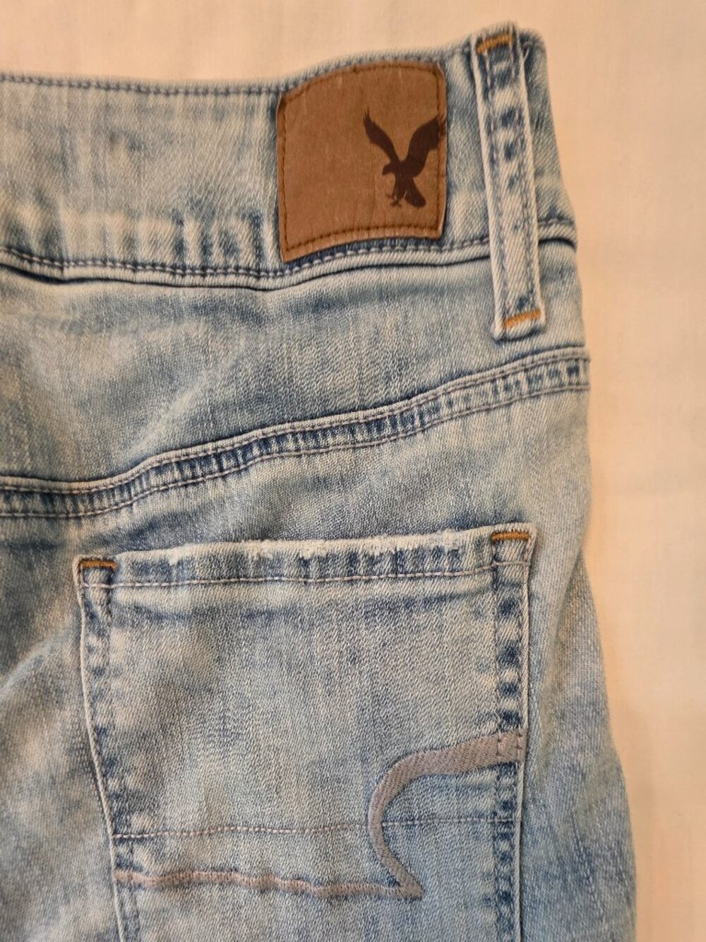 American Eagle Women's Embroidered Hi-Rise Shortie with Super Stretch, Size 6 - Picture 3 of 11